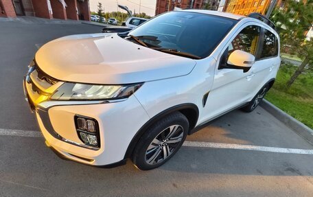 Mitsubishi RVR III рестайлинг, 2019 год, 2 000 000 рублей, 16 фотография