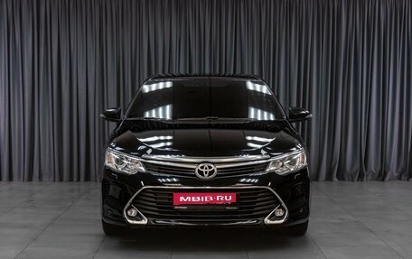 Toyota Camry, 2015 год, 2 300 000 рублей, 3 фотография