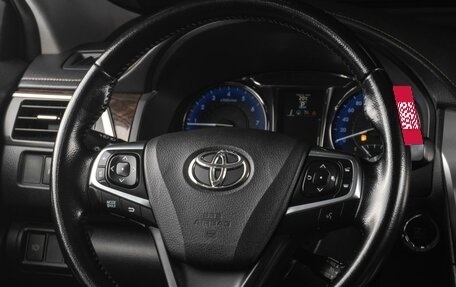 Toyota Camry, 2015 год, 2 300 000 рублей, 21 фотография