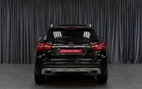 Mercedes-Benz GLA, 2018 год, 2 399 000 рублей, 4 фотография
