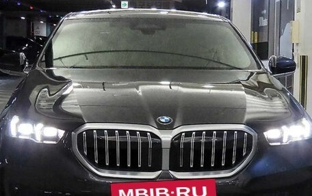 BMW 5 серия, 2024 год, 4 850 000 рублей, 2 фотография