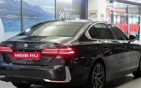 BMW 5 серия, 2024 год, 4 850 000 рублей, 4 фотография