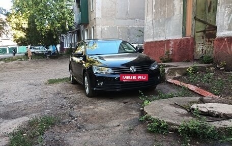 Volkswagen Jetta VI, 2016 год, 1 050 000 рублей, 12 фотография