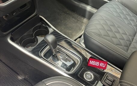 Mitsubishi Outlander III рестайлинг 3, 2022 год, 3 250 000 рублей, 6 фотография