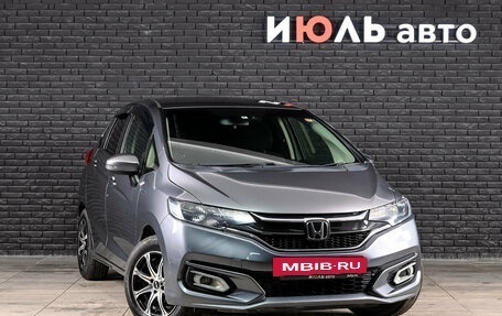 Honda Fit III, 2018 год, 1 350 000 рублей, 3 фотография