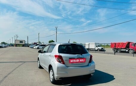Toyota Vitz, 2013 год, 829 000 рублей, 4 фотография
