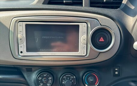 Toyota Vitz, 2013 год, 829 000 рублей, 17 фотография