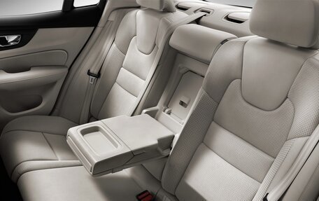 Volvo S60 III, 2023 год, 4 100 000 рублей, 15 фотография