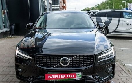 Volvo S60 III, 2023 год, 4 100 000 рублей, 3 фотография