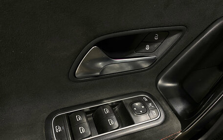 Mercedes-Benz CLA, 2019 год, 2 790 000 рублей, 14 фотография