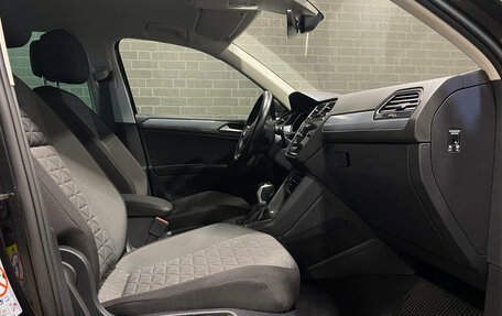 Volkswagen Tiguan II, 2021 год, 2 850 000 рублей, 10 фотография