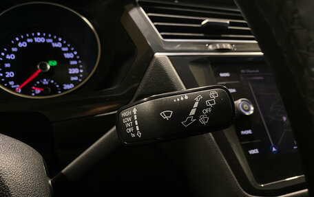 Volkswagen Tiguan II, 2021 год, 2 850 000 рублей, 20 фотография
