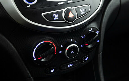 Hyundai Solaris II рестайлинг, 2011 год, 580 585 рублей, 16 фотография