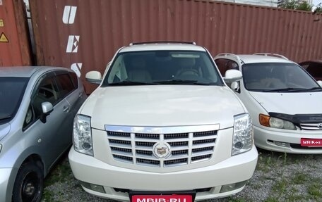 Cadillac Escalade III, 2010 год, 1 282 200 рублей, 1 фотография