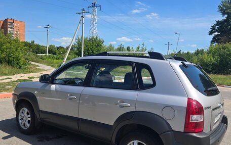 Hyundai Tucson III, 2005 год, 700 000 рублей, 4 фотография
