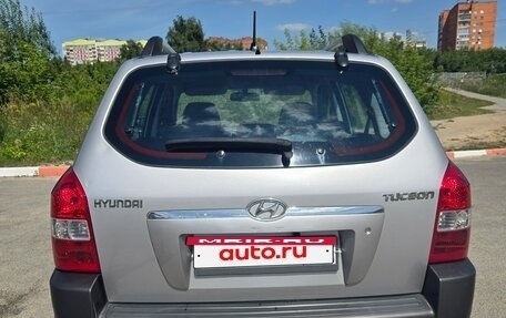 Hyundai Tucson III, 2005 год, 700 000 рублей, 6 фотография