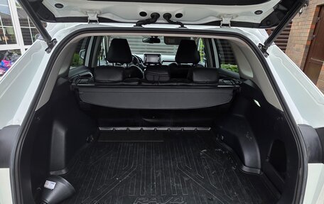 Toyota RAV4, 2021 год, 3 050 000 рублей, 13 фотография