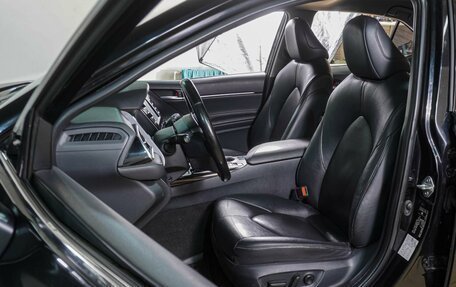 Toyota Camry, 2019 год, 2 349 000 рублей, 11 фотография