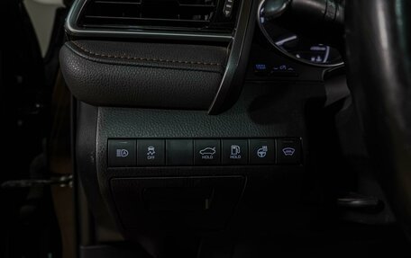 Toyota Camry, 2019 год, 2 349 000 рублей, 18 фотография