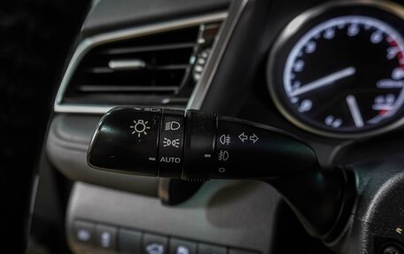 Toyota Camry, 2019 год, 2 349 000 рублей, 19 фотография