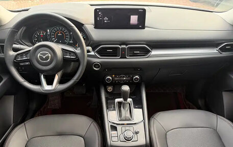 Mazda CX-5 II, 2023 год, 2 300 100 рублей, 8 фотография