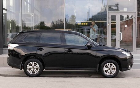 Mitsubishi Outlander III рестайлинг 3, 2012 год, 1 440 000 рублей, 4 фотография
