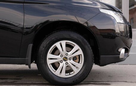 Mitsubishi Outlander III рестайлинг 3, 2012 год, 1 440 000 рублей, 9 фотография
