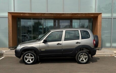 Chevrolet Niva I рестайлинг, 2017 год, 640 000 рублей, 5 фотография