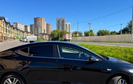 Hyundai Elantra VI рестайлинг, 2017 год, 1 330 000 рублей, 9 фотография