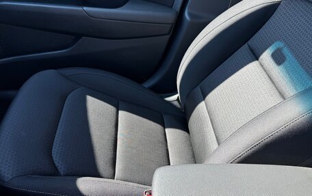 Hyundai Elantra VI рестайлинг, 2017 год, 1 330 000 рублей, 13 фотография