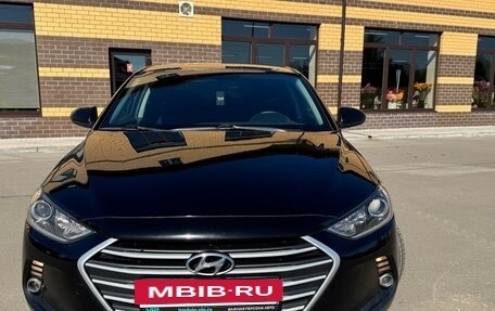 Hyundai Elantra VI рестайлинг, 2017 год, 1 330 000 рублей, 10 фотография