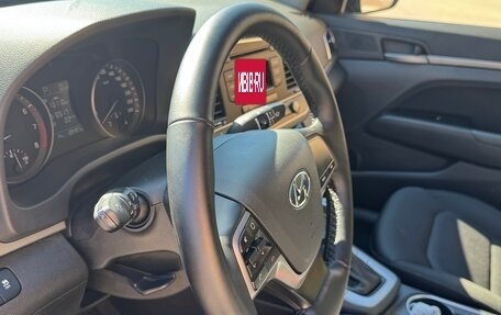 Hyundai Elantra VI рестайлинг, 2017 год, 1 330 000 рублей, 14 фотография