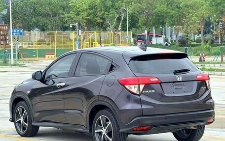 Honda Vezel, 2022 год, 1 450 000 рублей, 4 фотография