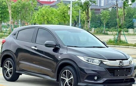 Honda Vezel, 2022 год, 1 450 000 рублей, 3 фотография