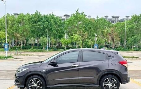 Honda Vezel, 2022 год, 1 450 000 рублей, 8 фотография