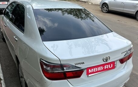Toyota Camry, 2015 год, 1 800 000 рублей, 4 фотография