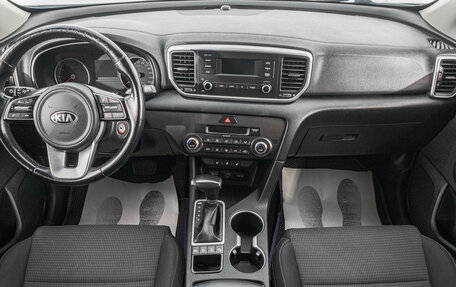 KIA Sportage IV рестайлинг, 2020 год, 2 459 000 рублей, 10 фотография