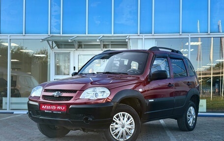 Chevrolet Niva I рестайлинг, 2013 год, 450 000 рублей, 1 фотография