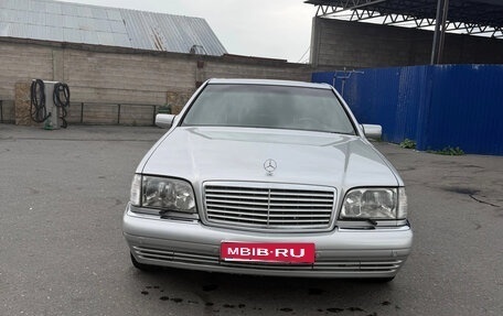 Mercedes-Benz S-Класс, 1998 год, 1 900 000 рублей, 1 фотография