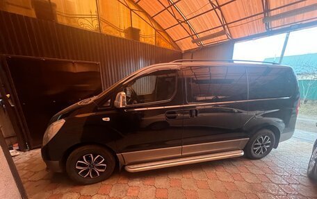Hyundai H-1 II рестайлинг, 2012 год, 1 200 000 рублей, 4 фотография