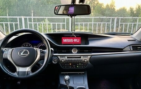 Lexus ES VII, 2013 год, 1 950 000 рублей, 13 фотография