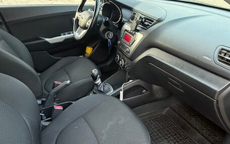 KIA Rio III рестайлинг, 2014 год, 900 000 рублей, 6 фотография