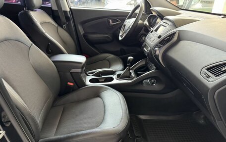 Hyundai ix35 I рестайлинг, 2013 год, 1 150 000 рублей, 25 фотография