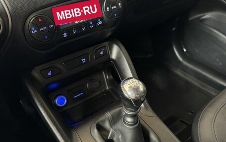 Hyundai ix35 I рестайлинг, 2013 год, 1 150 000 рублей, 18 фотография