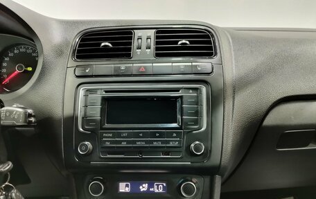 Volkswagen Polo VI (EU Market), 2015 год, 990 000 рублей, 16 фотография