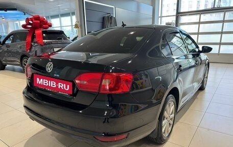 Volkswagen Jetta VI, 2012 год, 999 000 рублей, 6 фотография