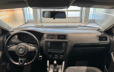 Volkswagen Jetta VI, 2012 год, 999 000 рублей, 17 фотография