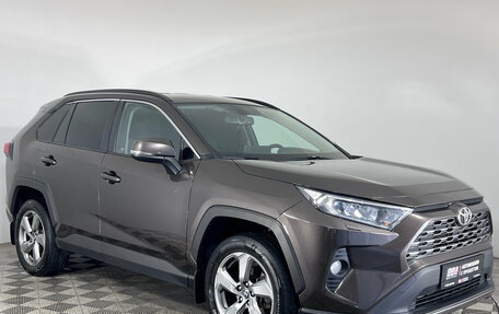 Toyota RAV4, 2021 год, 2 997 000 рублей, 3 фотография