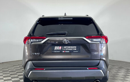 Toyota RAV4, 2021 год, 2 997 000 рублей, 7 фотография