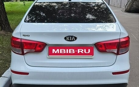 KIA Rio III рестайлинг, 2016 год, 1 000 000 рублей, 6 фотография